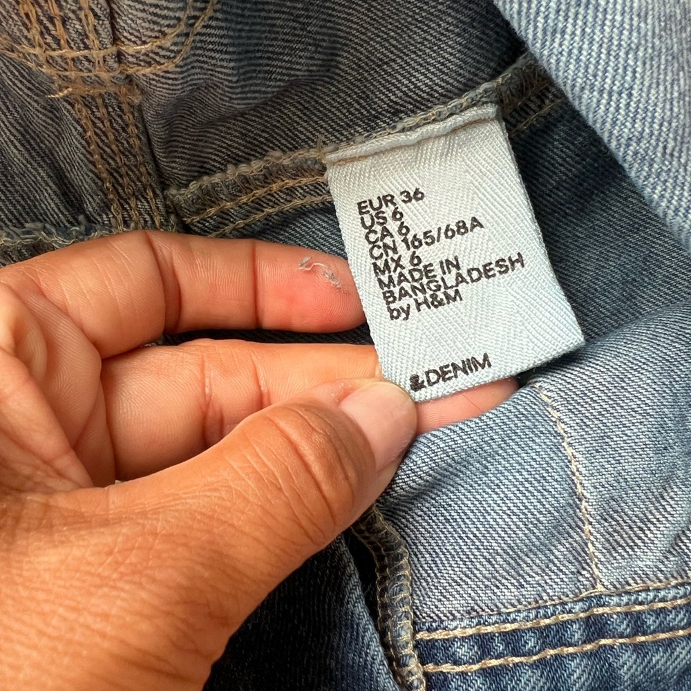 Beautiful Straight leg Blue Denim Overalls Distressed Like New - Picture 6 of 7